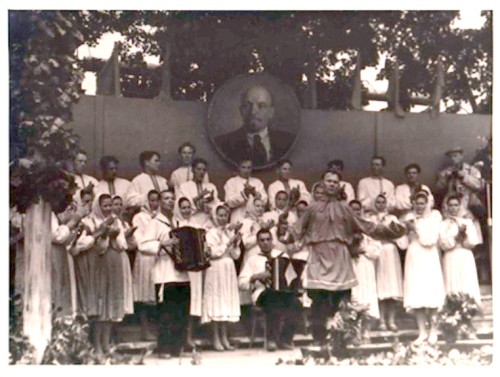 1962г. 5 сентября. хор завода Проммеханизация. в день приезда А.Г.Николаева