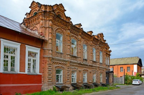 biysk old brick house krasnogvardeyskaya street biysk old brick house 126943302