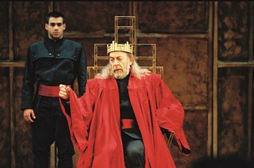 Raul Cortez e Raoni Carneiro em Rei Lear 2000 Foto de Lenise Pinheiro 1024x675