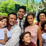 Photo-by-Deo-Garcez-in-TV-Globo.-May-be-an-image-of-6-people-people-standing-and-outdoors.